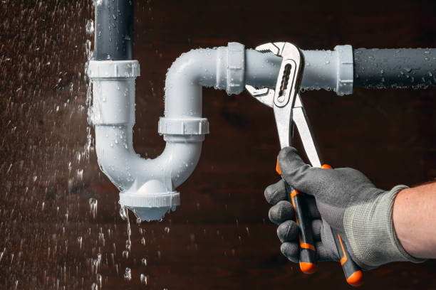 Professional Pipe Repair technician working in Hoffmeister, NY
